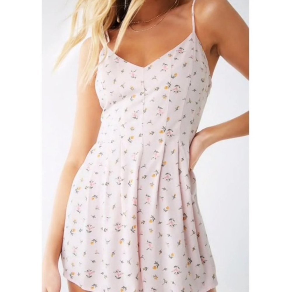 F21 Light Pink Pleated Floral Romper